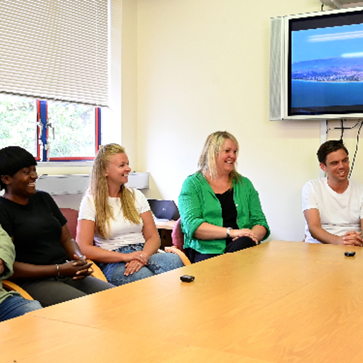 Photo: Adobestock/FlamingoImages